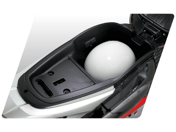 Extra Spacious Compartment